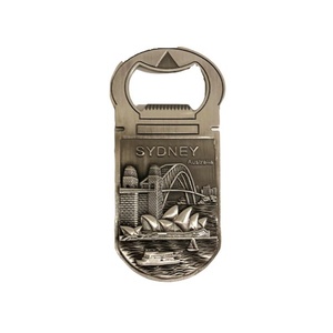 Magnet Sydney in Silver Bottle Opener